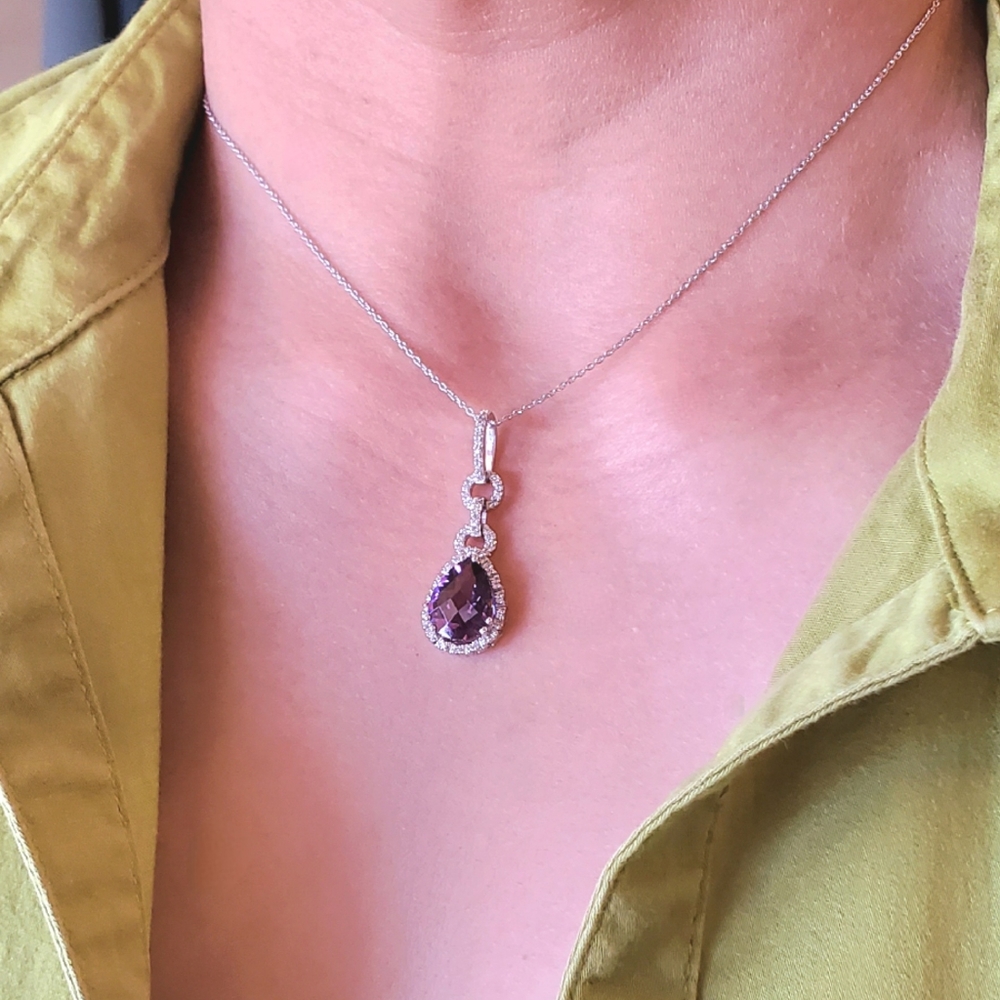 14k solid gold pendant with diamonds & amethyst